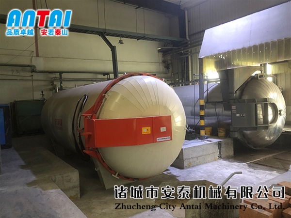 天津汽車(chē)墊片硫化罐使用現(xiàn)場(chǎng)