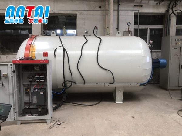 北京電加熱硫化罐安裝現(xiàn)場(chǎng)